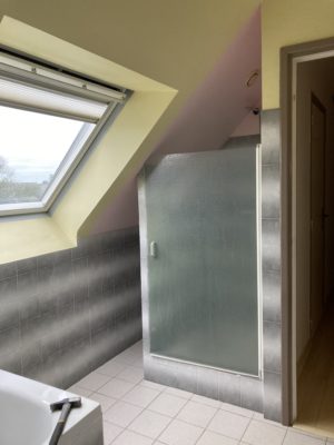 salle de bain saint yvi avant