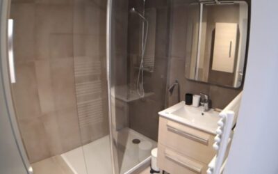 Installation douche et vasque – rénovation salle de bain
