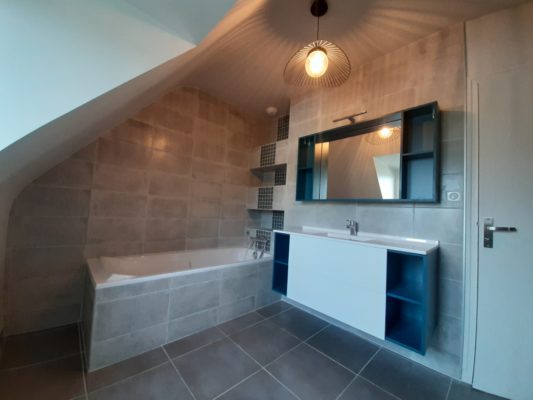 salle de bain rénovée à concarneau
